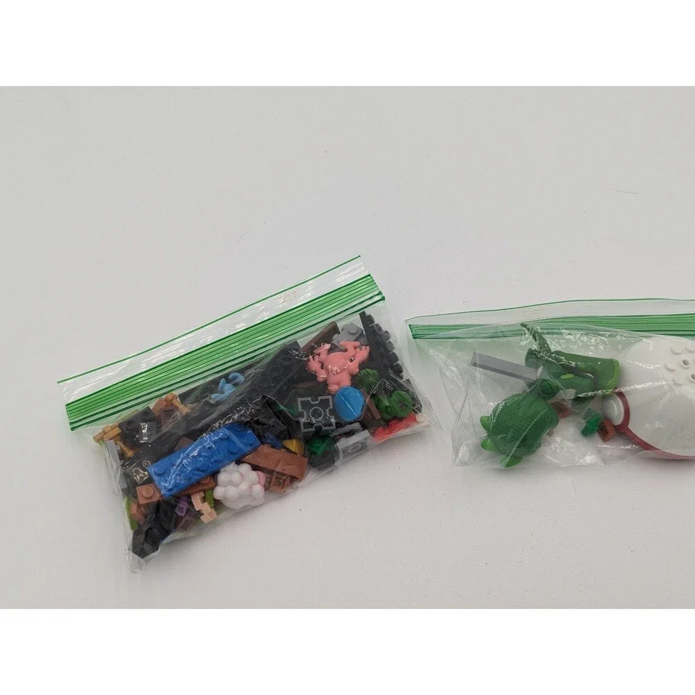 Random bags of legos - Picture 2 of 3